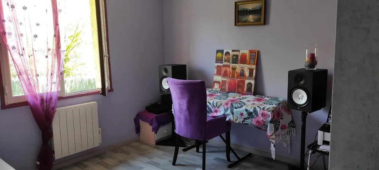 Maison Au Pied De La Montagne Aspet Hébergement de vacances