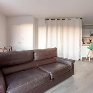 Joli Loft Equipe, Tennis, Piscine Appartement